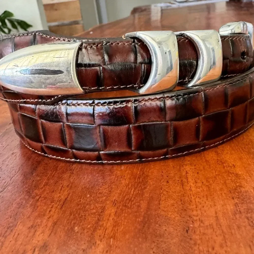 Onyx leather belt by Brighton. Black brown with silver buckles EUC SZ 32